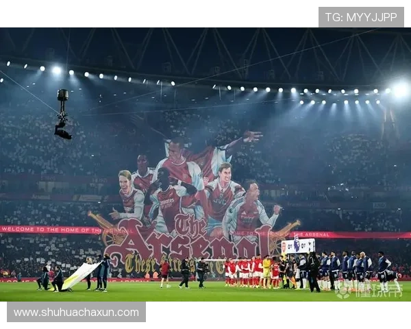 新赛季足球联赛激战正酣豪门争锋新星崛起引爆关注球迷热议转会走势